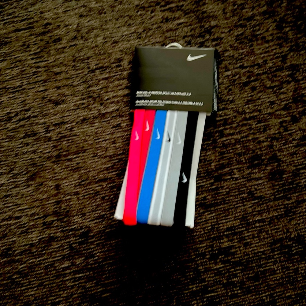 Girl Nike Headbands